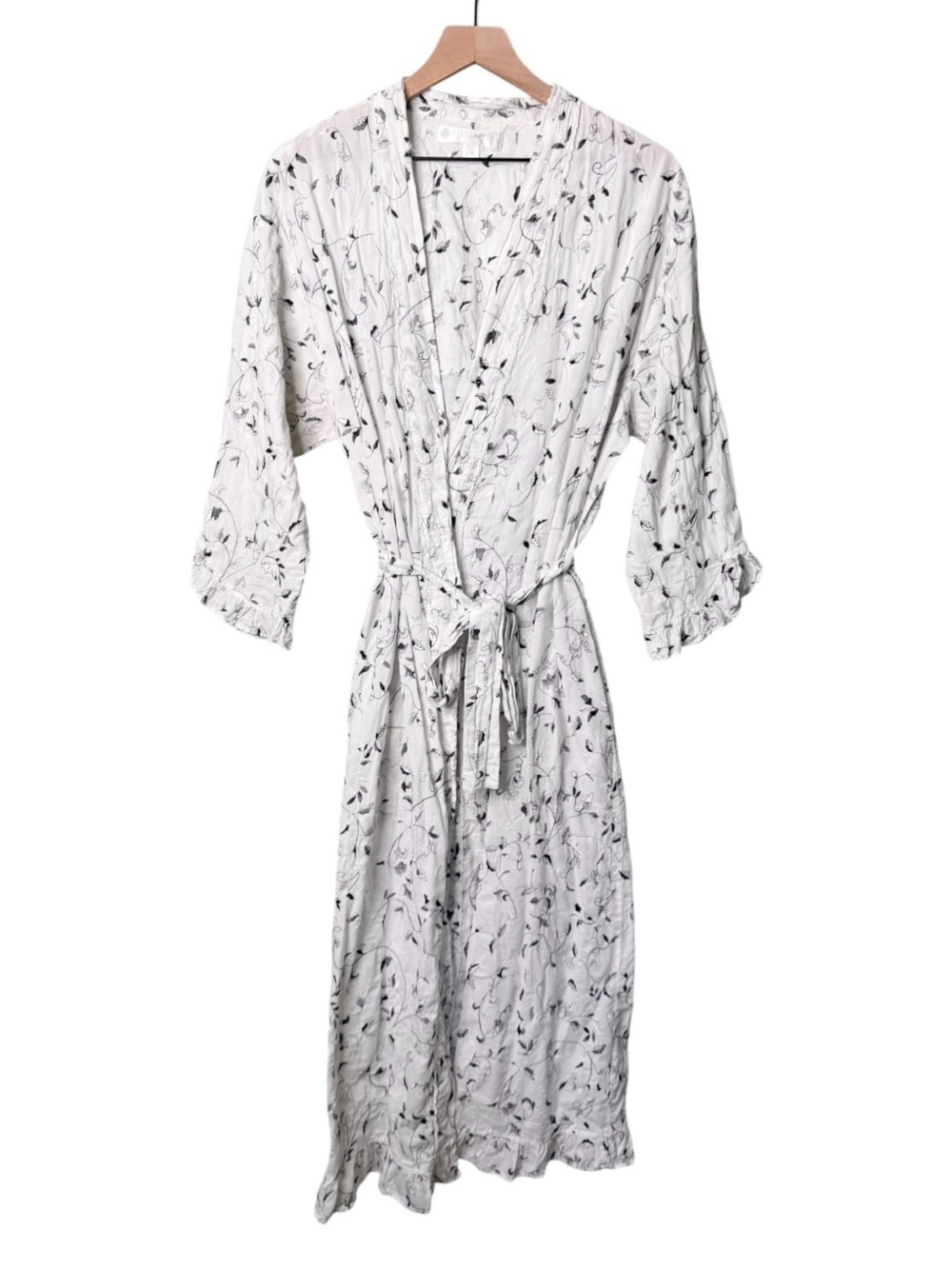 Eileen West Floral Embroidered Embroidery Robe White Black Women’s Size Large/XL